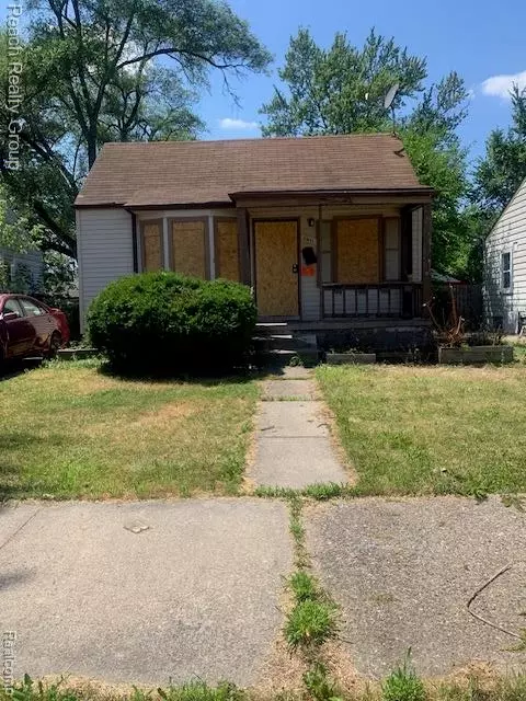 8411 Westwood St, Detroit, MI 48228