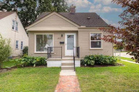 28771 Barton St, Garden City, MI 48135