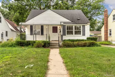 557 N Harvey St, Plymouth, MI 48170