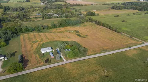 7570 Fostoria Rd, Watertown, MI 48744