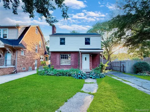 3829 Harvard Rd, Detroit, MI 48224