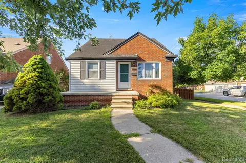 15683 Keppen Ave, Allen Park, MI 48101
