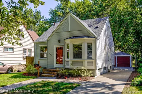 350 Laprairie St, Ferndale, MI 48220