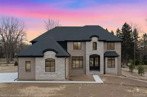 11982 Encore Ct, Shelby Township, MI 48315