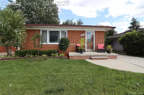 6840 N Silvery Ln, Dearborn Heights, MI 48127