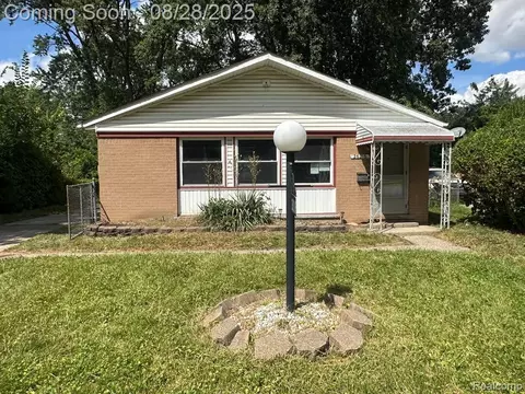26216 Colgate St, Inkster, MI 48141