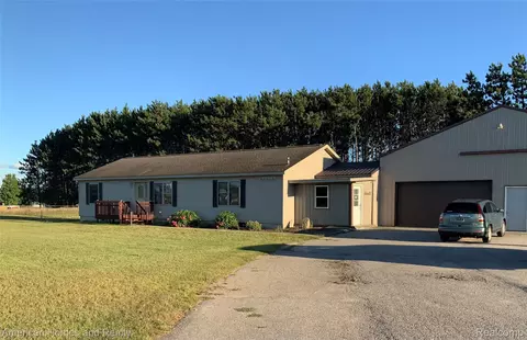 2738 Doerr Rd, Mancelona, MI 49659