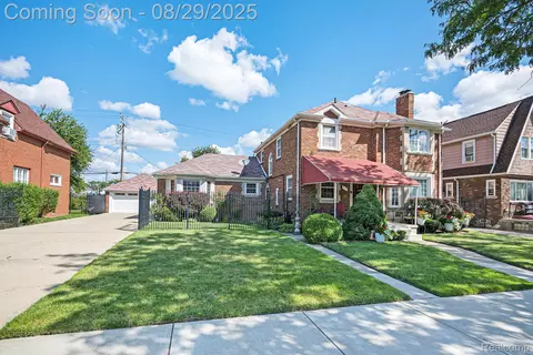 8143 Sirron St, Detroit, MI 48234