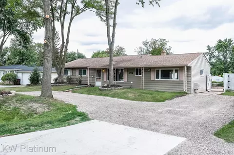 50659 Dartmoor Dr, Shelby Township, MI 48317