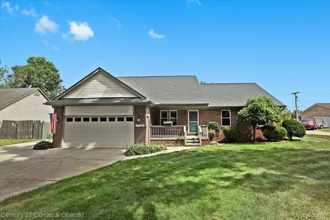 11525 Saint Aloysius St, Romulus, MI 48174