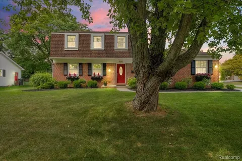 4731 Bramford Drive Bramford Dr, Troy, MI 48085