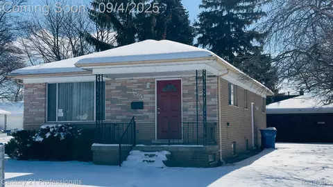 14220 Freeman St, Warren, MI 48089