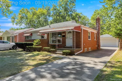 9001 Leverne, Redford, MI 48239