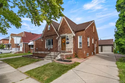 5720 Argyle St, Dearborn, MI 48126