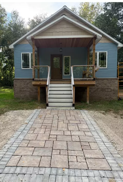 6100 Clear Lake Rd, Grass Lake, MI 49240