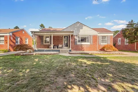 6365 Buckingham Ave, Allen Park, MI 48101