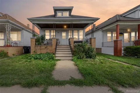 3928 Talbot St, Hamtramck, MI 48212
