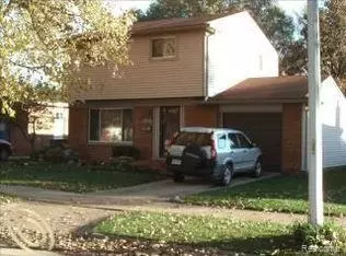 34724 University St, Westland, MI 48185