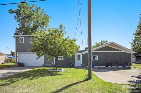 7434 Dyke Rd, Clay, MI 48001