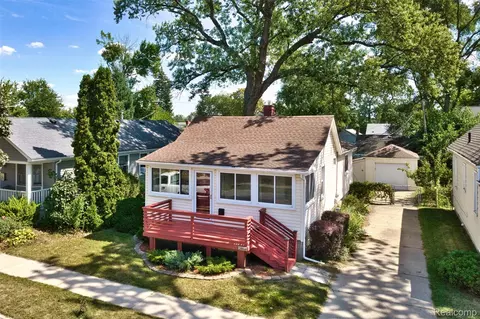 2814 Burdette St, Ferndale, MI 48220