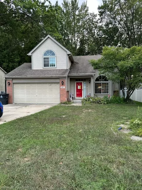 977 N Newburgh Rd, Westland, MI 48185