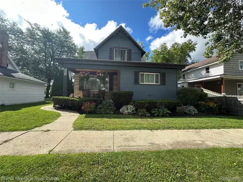 103 W Oakland St W, Durand, MI 48429