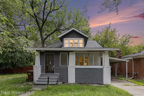 27305 Norfolk St, Inkster, MI 48141