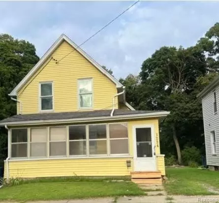 1224 Decker St, Flint, MI 48503