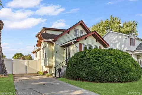 31 Walper Ave, Clawson, MI 48017