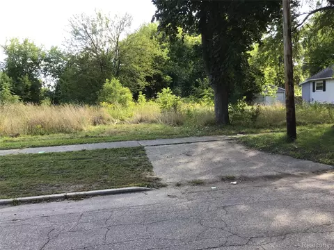 1823 Ring St, Saginaw, MI 48602