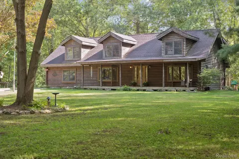 21435 Merriman Rd, Huron, MI 48164