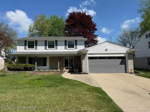 20780 Wayland St, Southfield, MI 48076