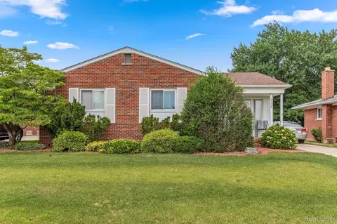 6125 Ardmore, Dearborn Heights, MI 48127