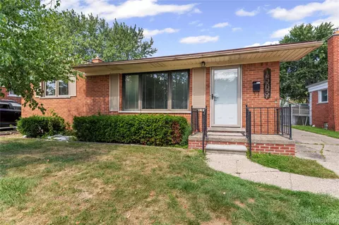 1563 Beaupre Ave, Madison Heights, MI 48071