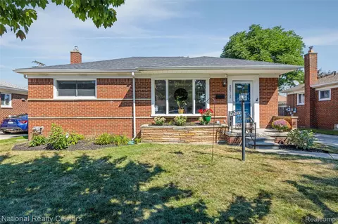 28715 Karam Dr, Madison Heights, MI 48071