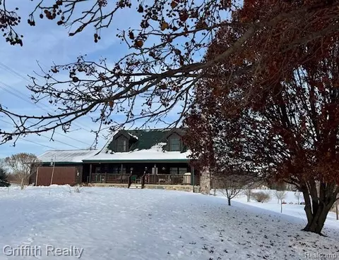 5748 W Coon Lake Rd, Marion, MI 48843