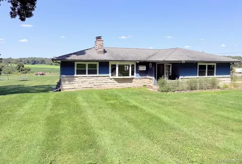 8494 Marsh Rd, Orangeville, MI 49080