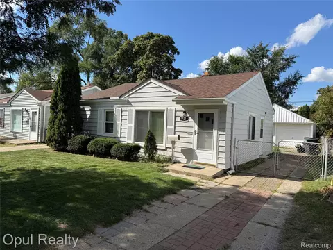 19211 Wall St, Melvindale, MI 48122