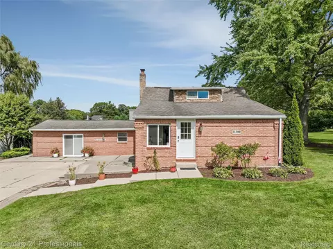 11300 Andersonville Rd, Springfield, MI 48350