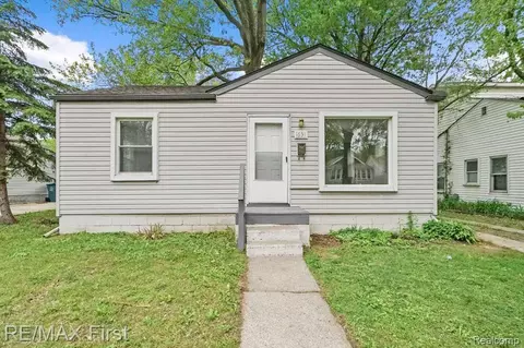 1631 Channing St, Ferndale, MI 48220