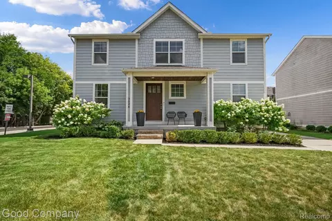 3526 Durham Rd, Royal Oak, MI 48073