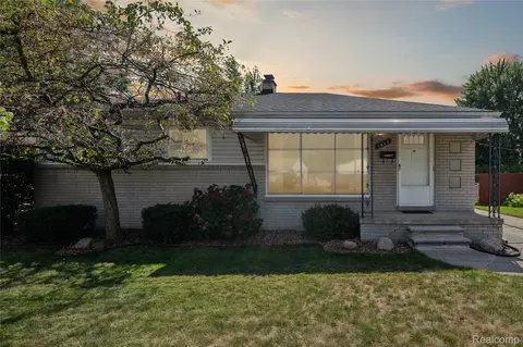 1623 Mayflower Ave, Lincoln Park, MI 48146