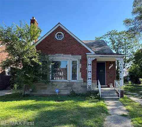 10733 E Outer Dr, Detroit, MI 48224