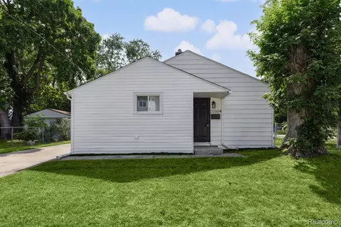 32604 Montmorency St, Westland, MI 48186