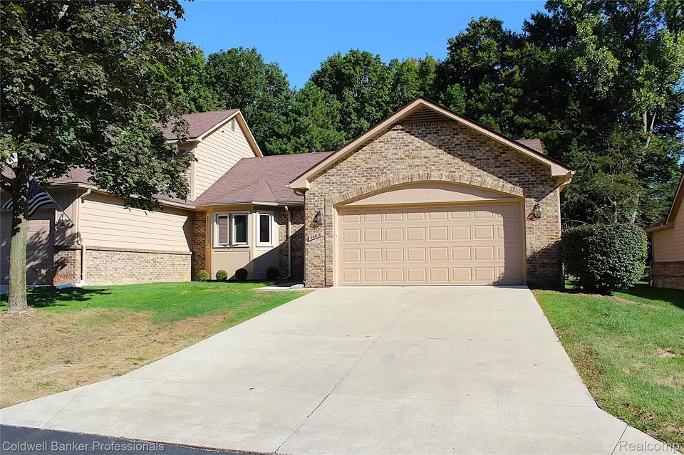 Exterior - 30810 Misty Pines Dr #13, Farmington, MI 48336 photo 2 of 3