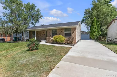 15629 Sandburg St, Romulus, MI 48174