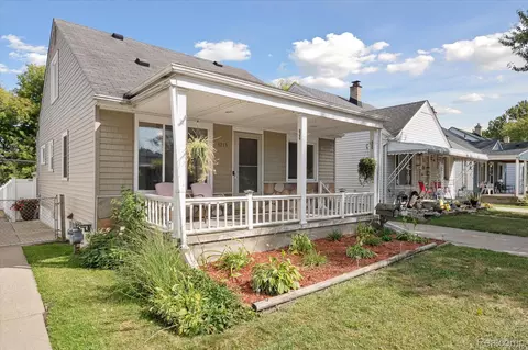 4213 Agnes Ave, Lincoln Park, MI 48146