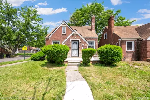 19230 Mapleview St, Detroit, MI 48205