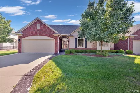 50088 Watling St #99, Shelby Township, MI 48317