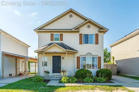 21824 15 Mile Rd, Clinton Township, MI 48035
